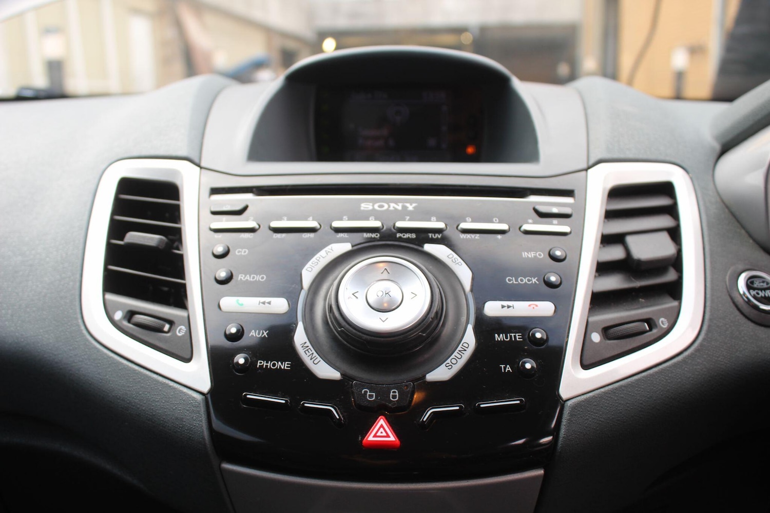 Used Ford Fiesta 2010 for sale - 76327139: Photo 21