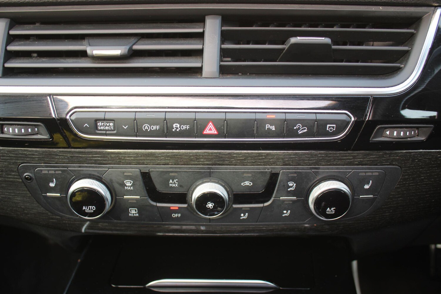 Used Audi Q7 2019 for sale - 76214929: Photo 28