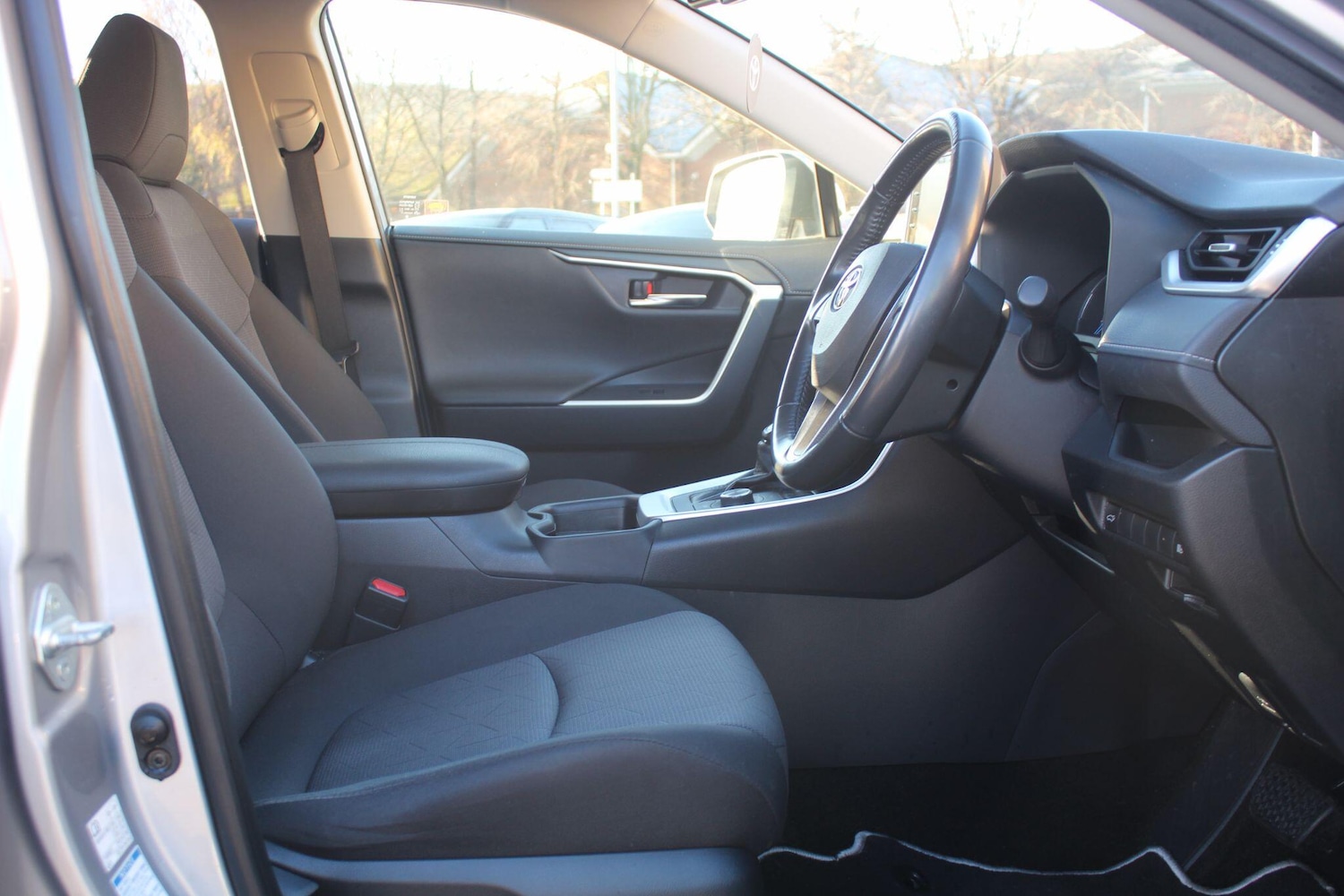 Used Toyota RAV4 for sale - 76728119: Photo 31