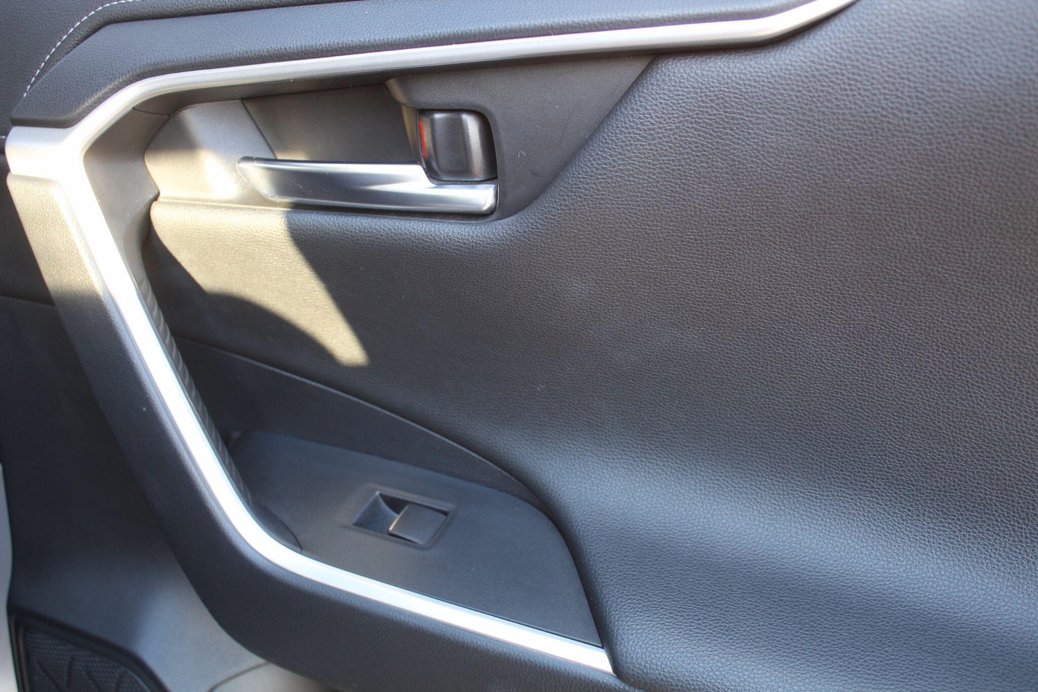 Used Toyota RAV4 for sale - 76728119: Photo 41