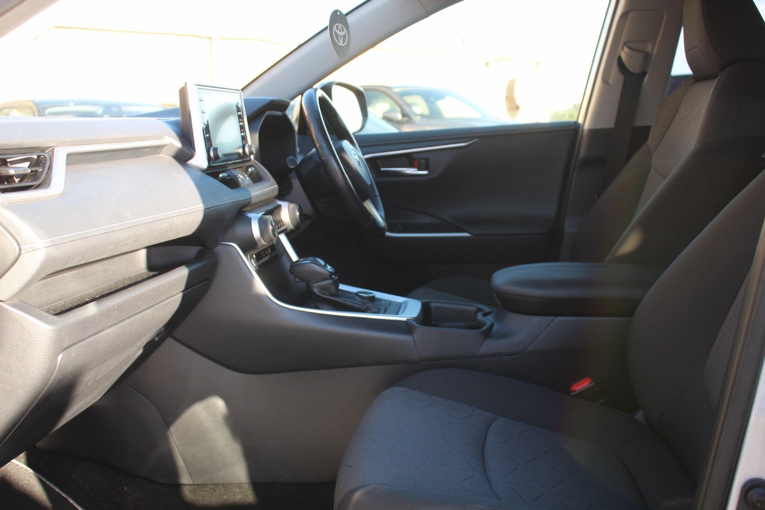 Used Toyota RAV4 for sale - 76728119: Photo 56