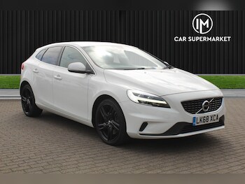 Used Volvo V40 2018 for sale - 76001024: Photo