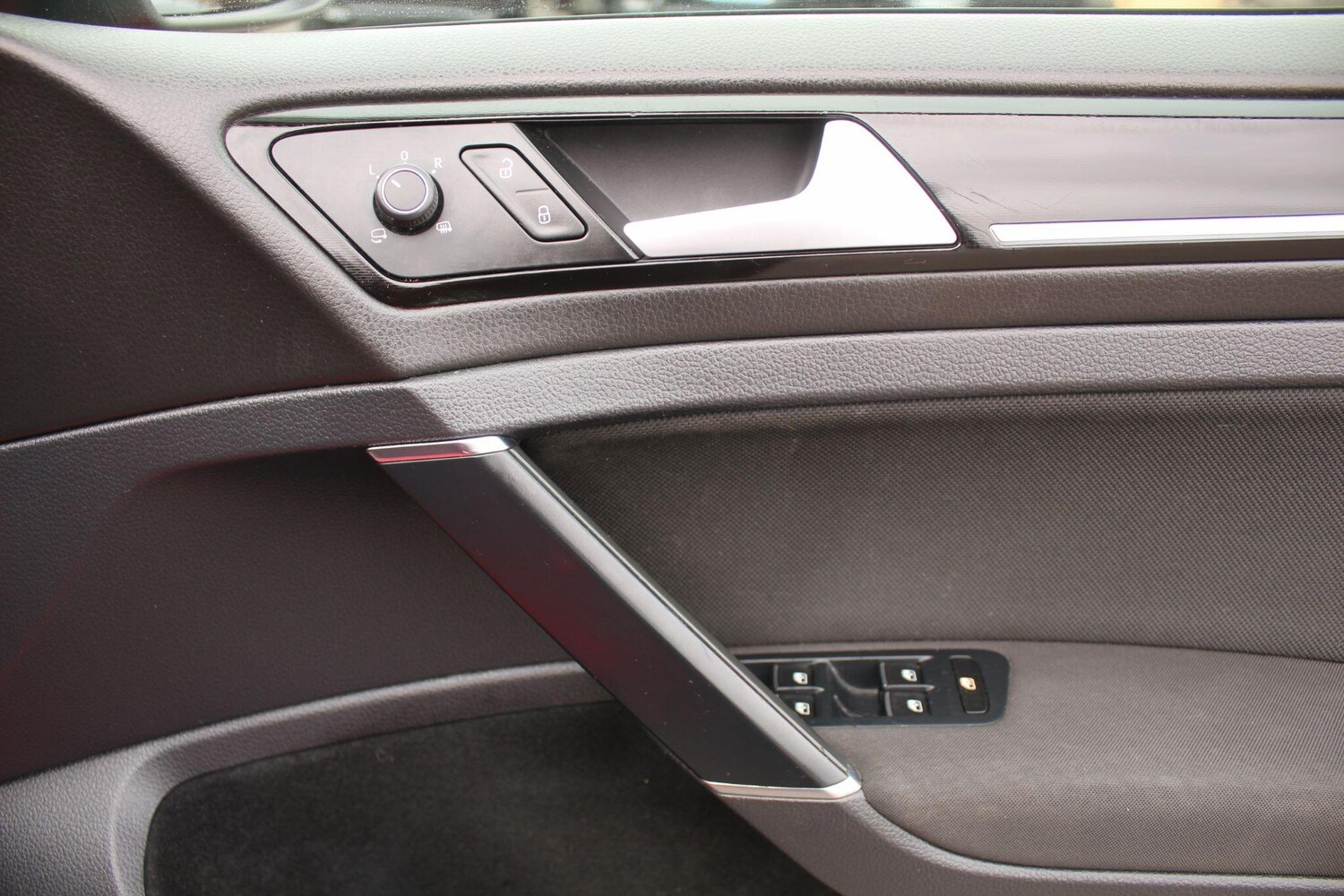 Used Volkswagen Golf 2016 for sale - 77574983: Photo 11