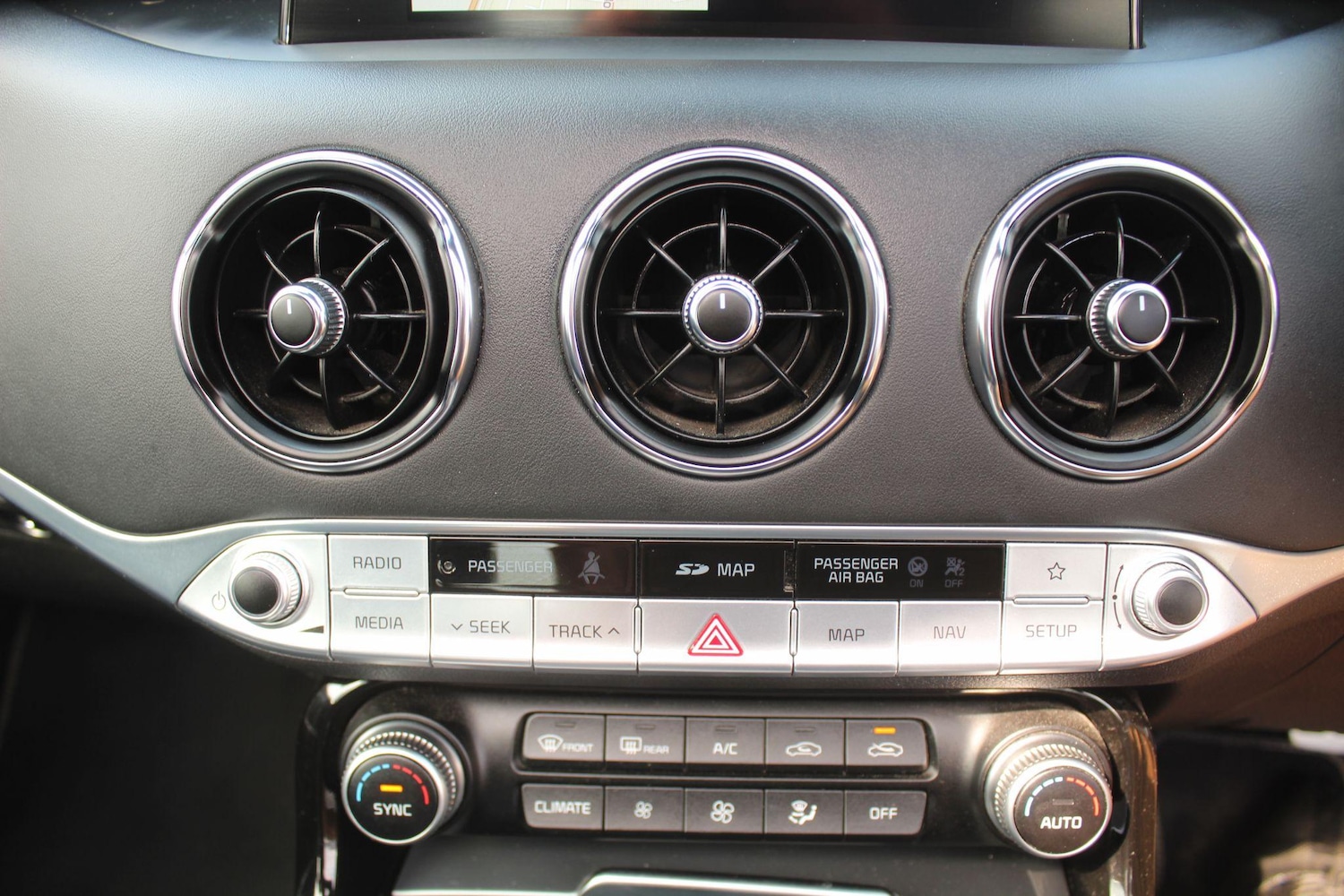 Used Kia Stinger 2019 for sale - 76002534: Photo 35