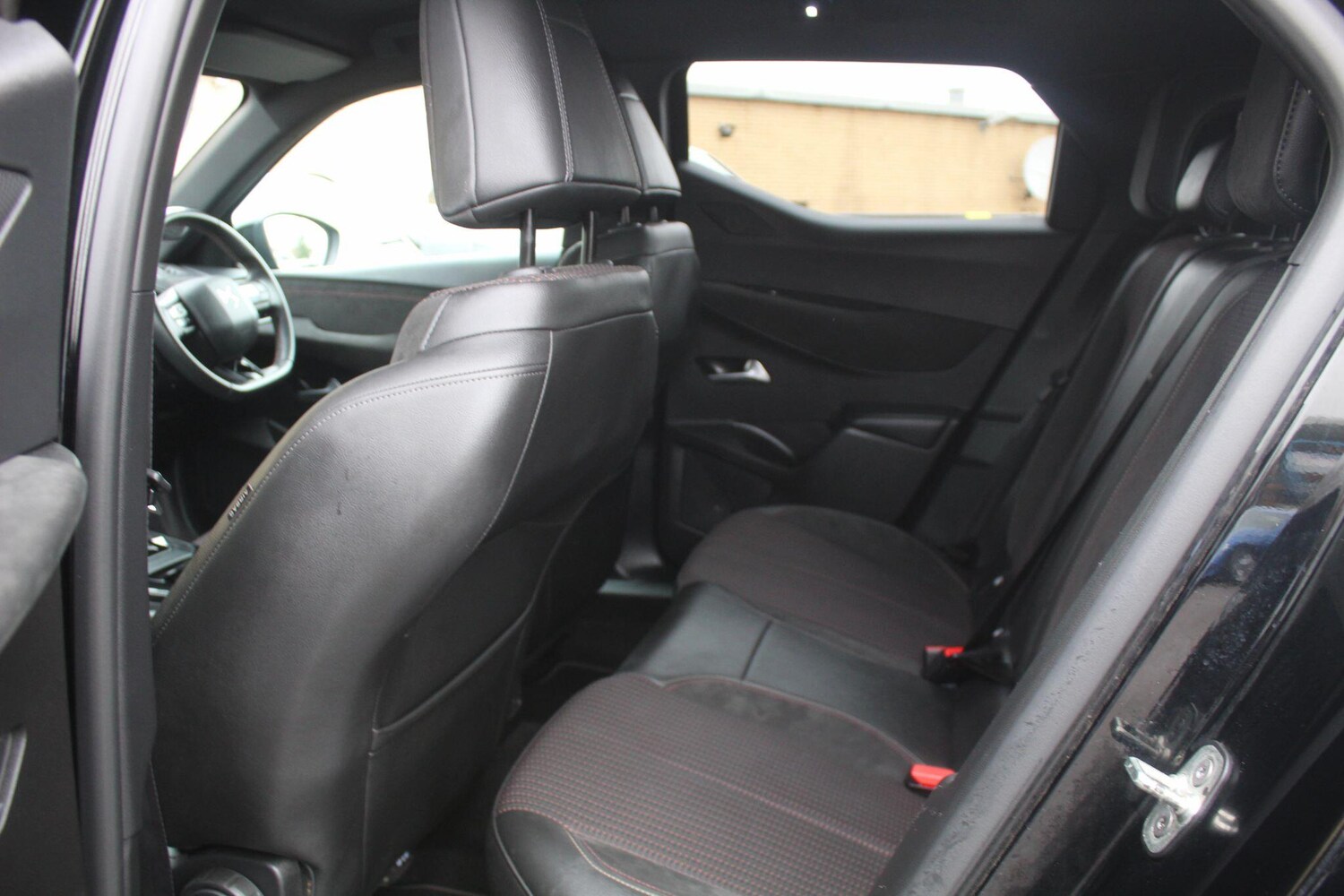 Used DS Automobiles DS 3 Crossback 2021 for sale - 76752558: Photo 31