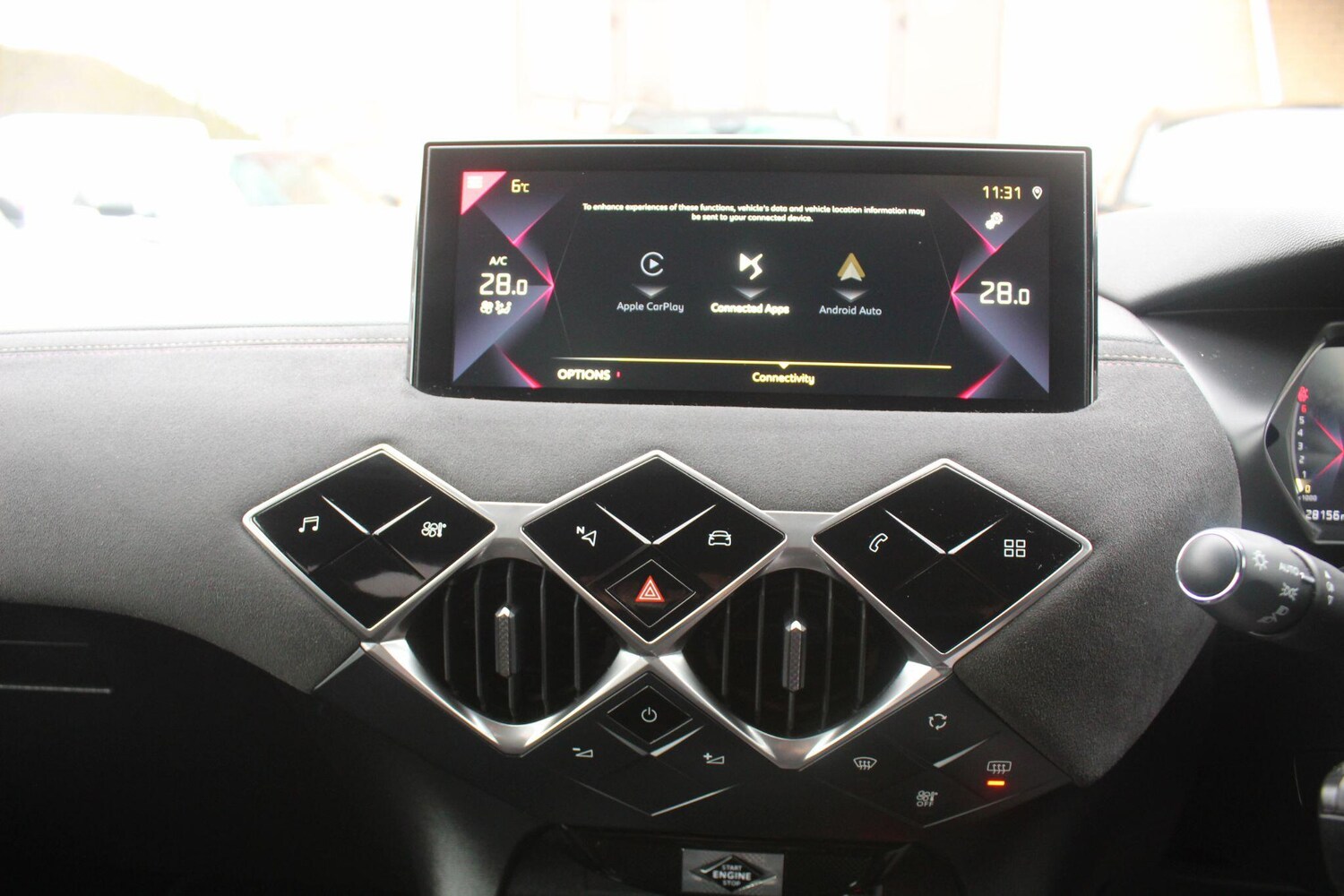 Used DS Automobiles DS 3 Crossback 2021 for sale - 76752558: Photo 38