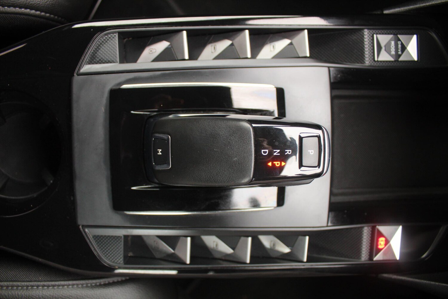 Used DS Automobiles DS 3 Crossback 2021 for sale - 76752558: Photo 48