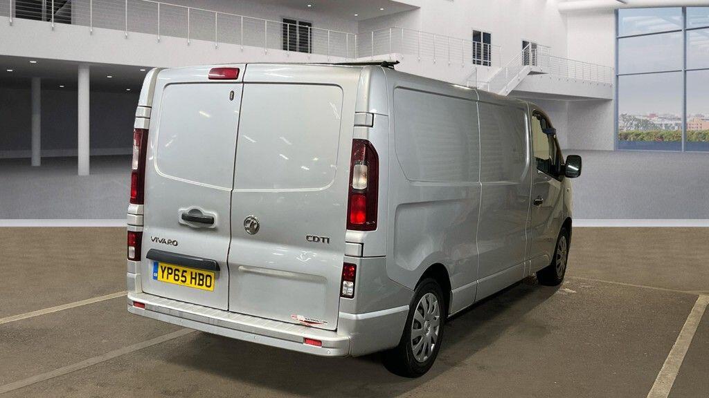 Used Vauxhall Vivaro 2015 for sale - 76994658: Photo 4