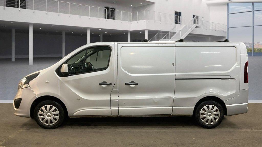 Used Vauxhall Vivaro 2015 for sale - 76994658: Photo 6