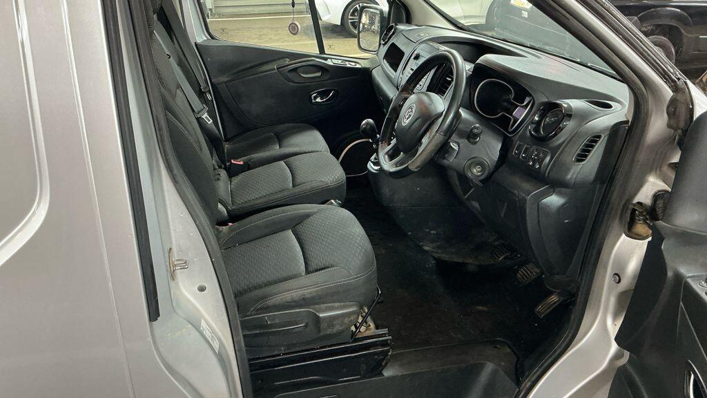 Used Vauxhall Vivaro 2015 for sale - 76994658: Photo 9