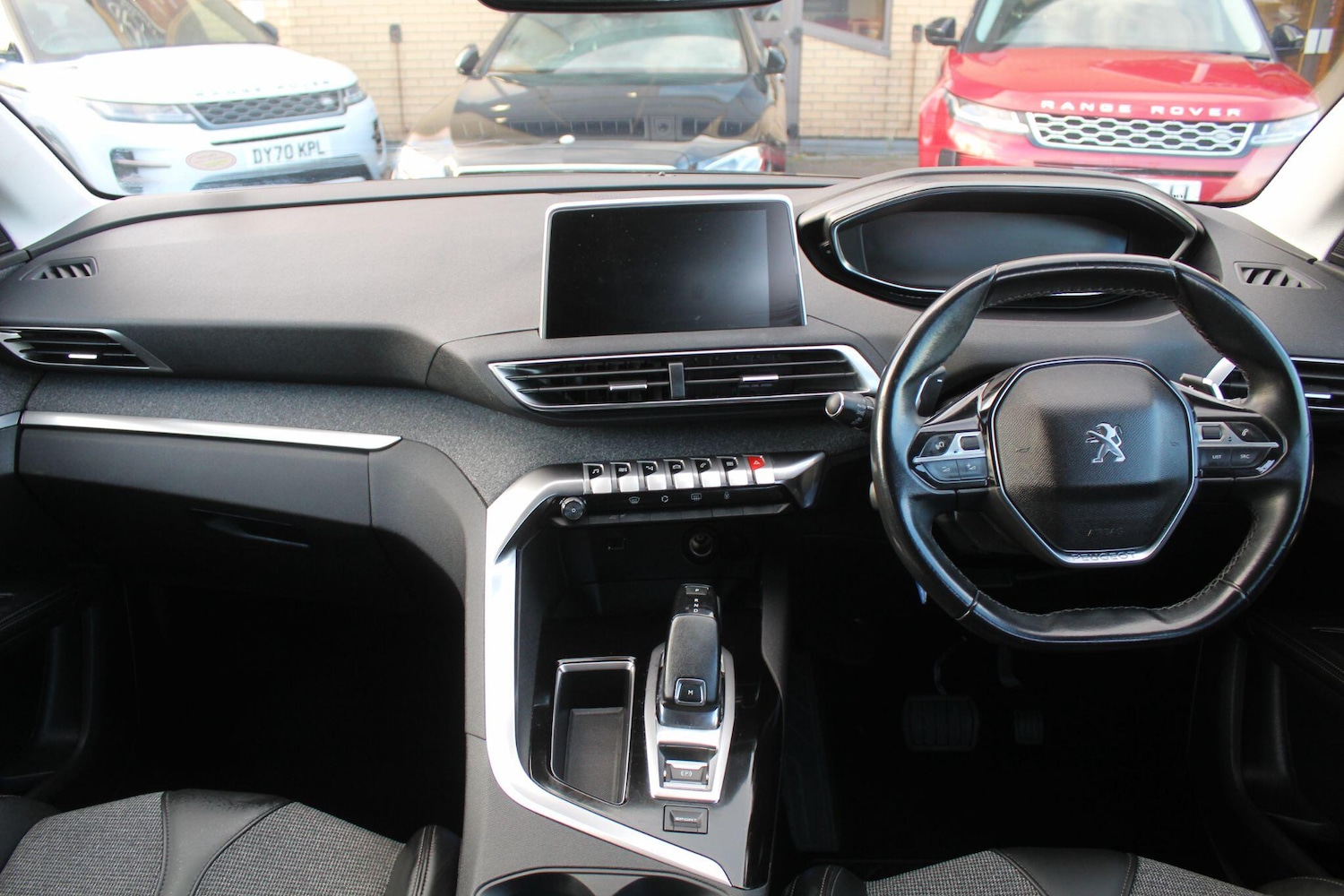 Used Peugeot 5008 2018 for sale - 76752949: Photo 25