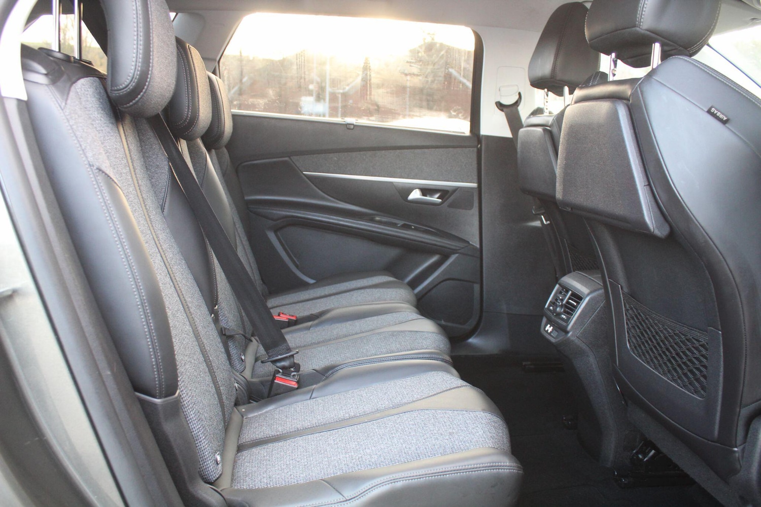 Used Peugeot 5008 2018 for sale - 76752949: Photo 29