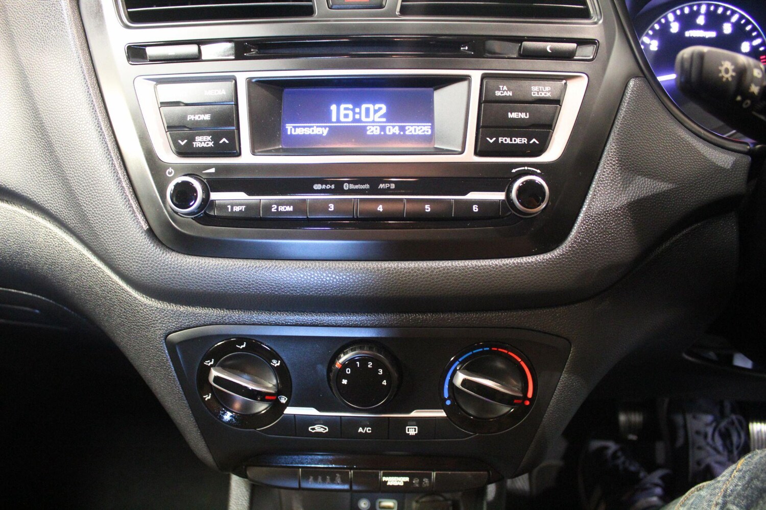 Vehicle 25