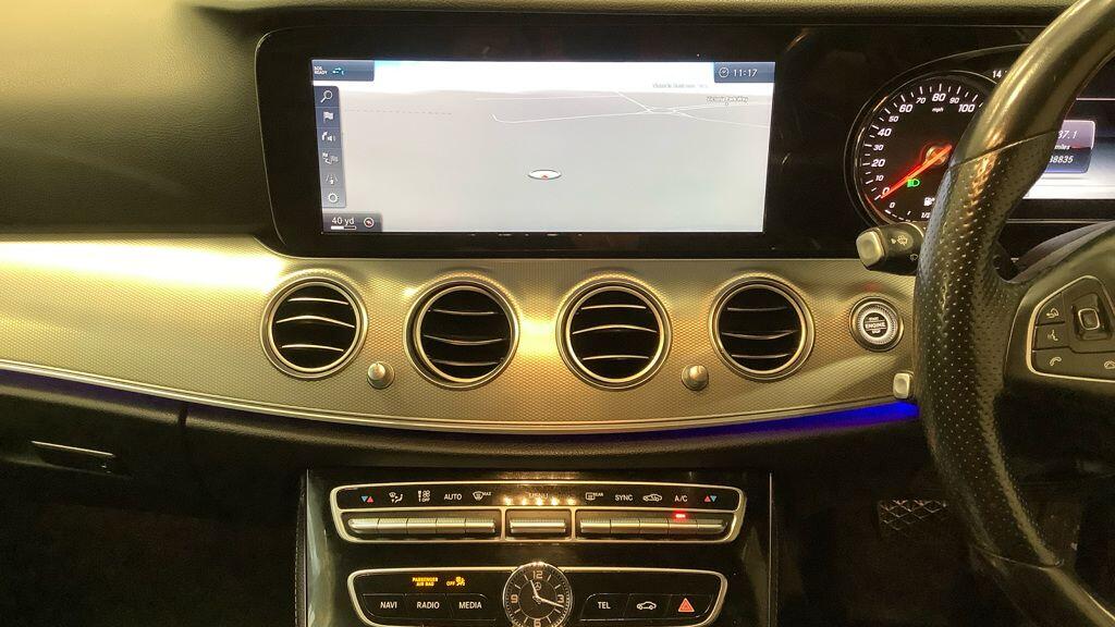 Used Mercedes-Benz E Class 2018 for sale - 76472542: Photo 10