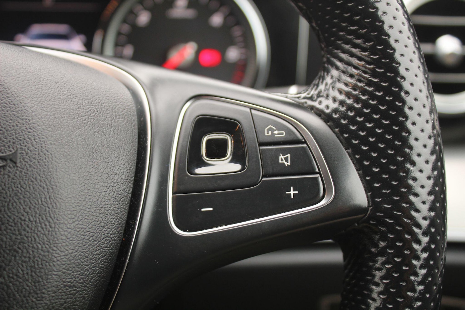 Used Mercedes-Benz E Class 2018 for sale - 76472542: Photo 18