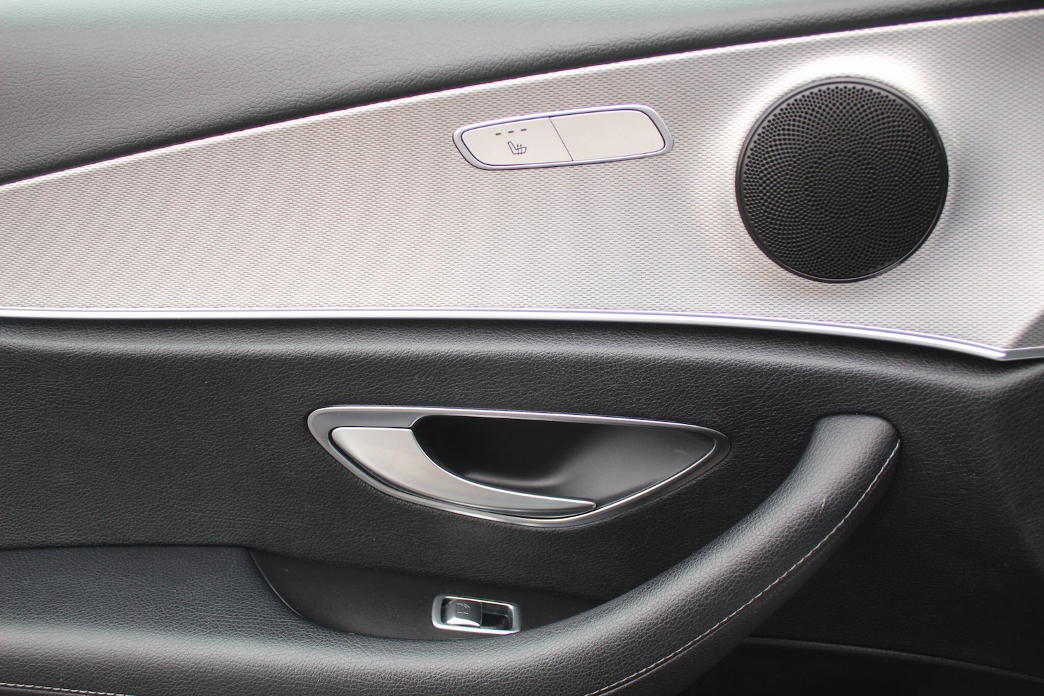 Used Mercedes-Benz E Class 2018 for sale - 76472542: Photo 25