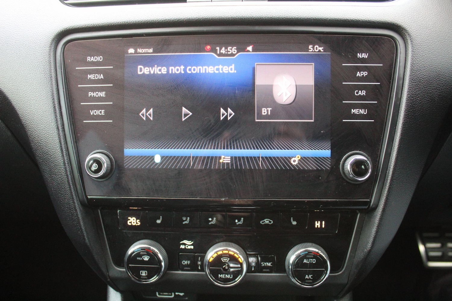 Used Skoda Octavia for sale - 77242791: Photo 43