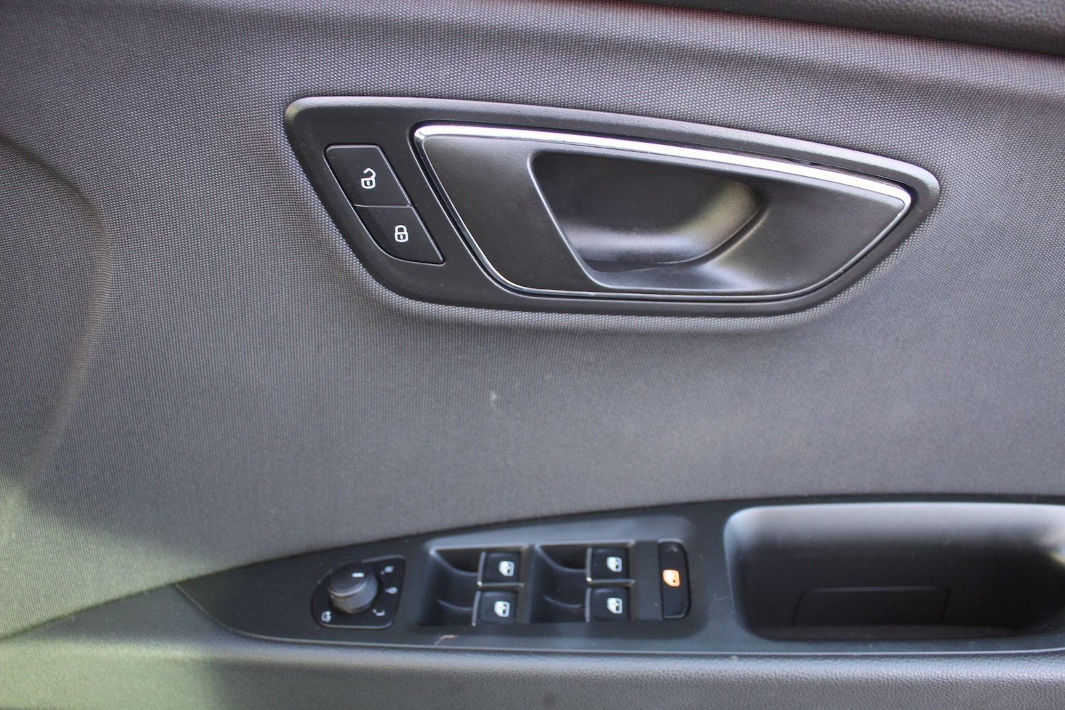 Used SEAT Leon 2018 for sale - 76839955: Photo 30