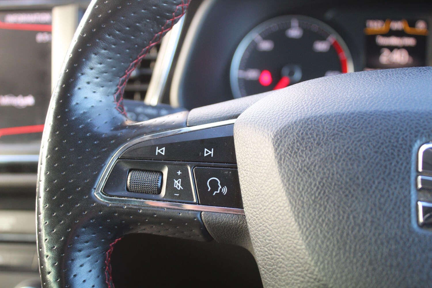 Used SEAT Leon 2018 for sale - 76839955: Photo 33