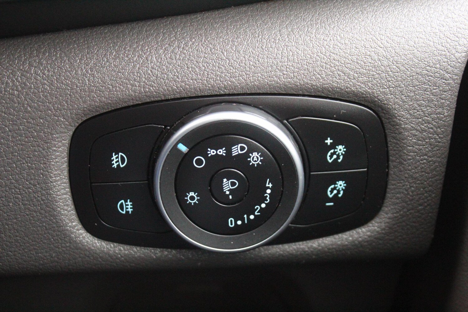 Used Ford Transit Custom 2021 for sale - 76976286: Photo 32