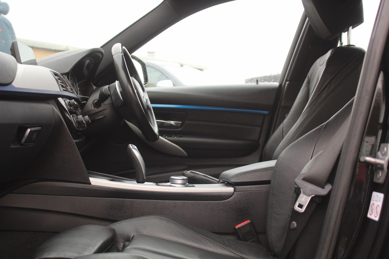 Used BMW 3 Series 2018 for sale - 77238324: Photo 34