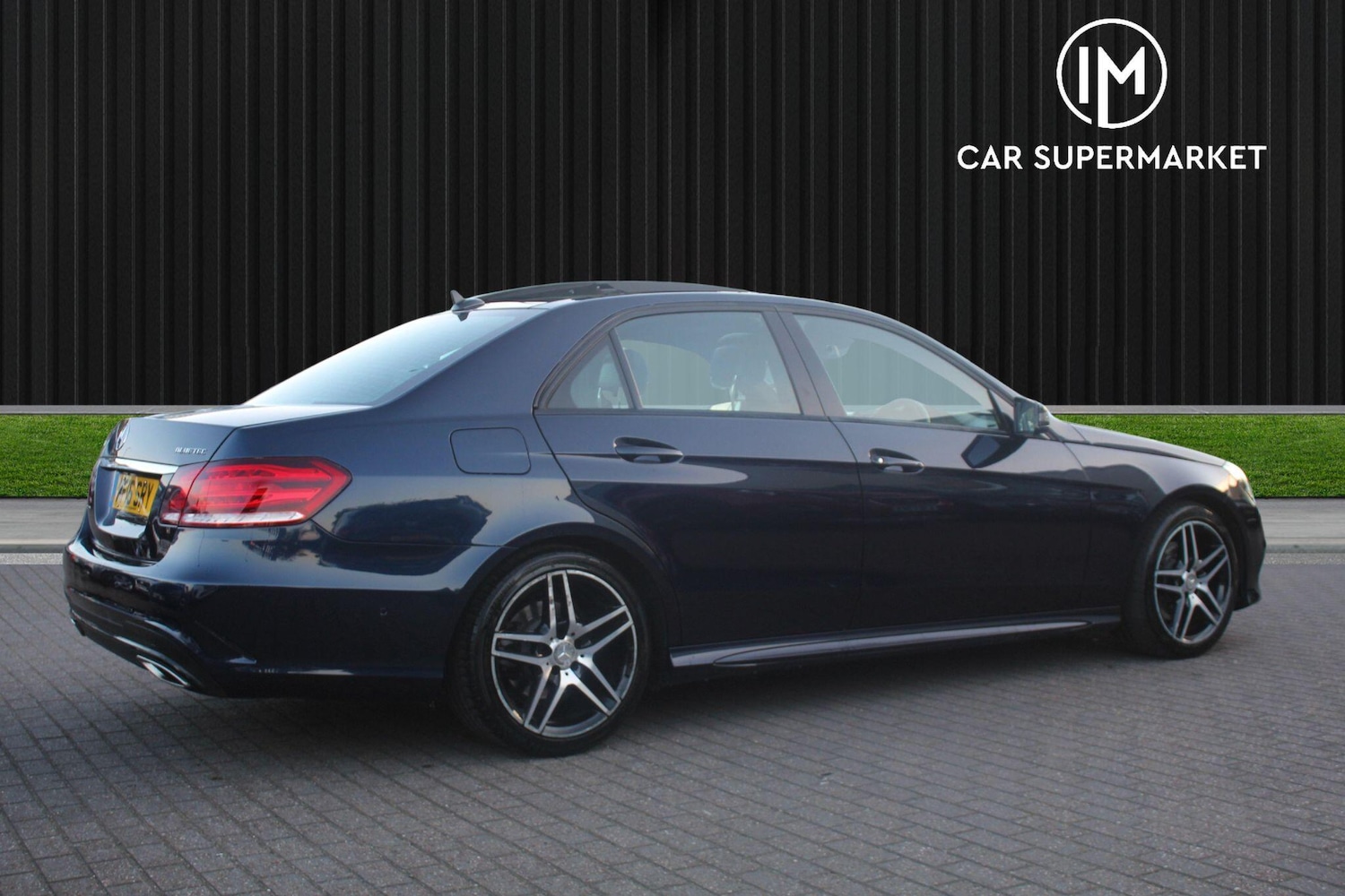 Used Mercedes-Benz E-Class 2016 for sale - 76138319: Photo 9