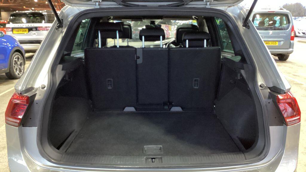 Used Volkswagen Tiguan 2018 for sale - 76714442: Photo 7