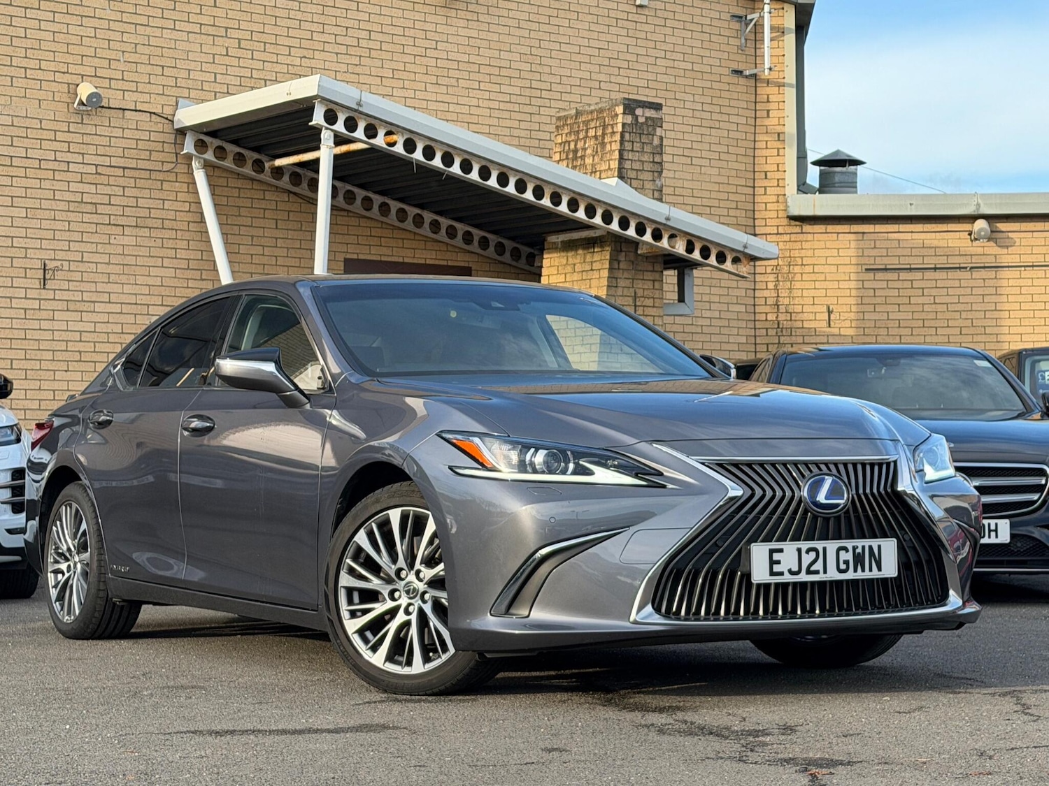 Used Lexus ES 2021 for sale - 76295267: Photo 2