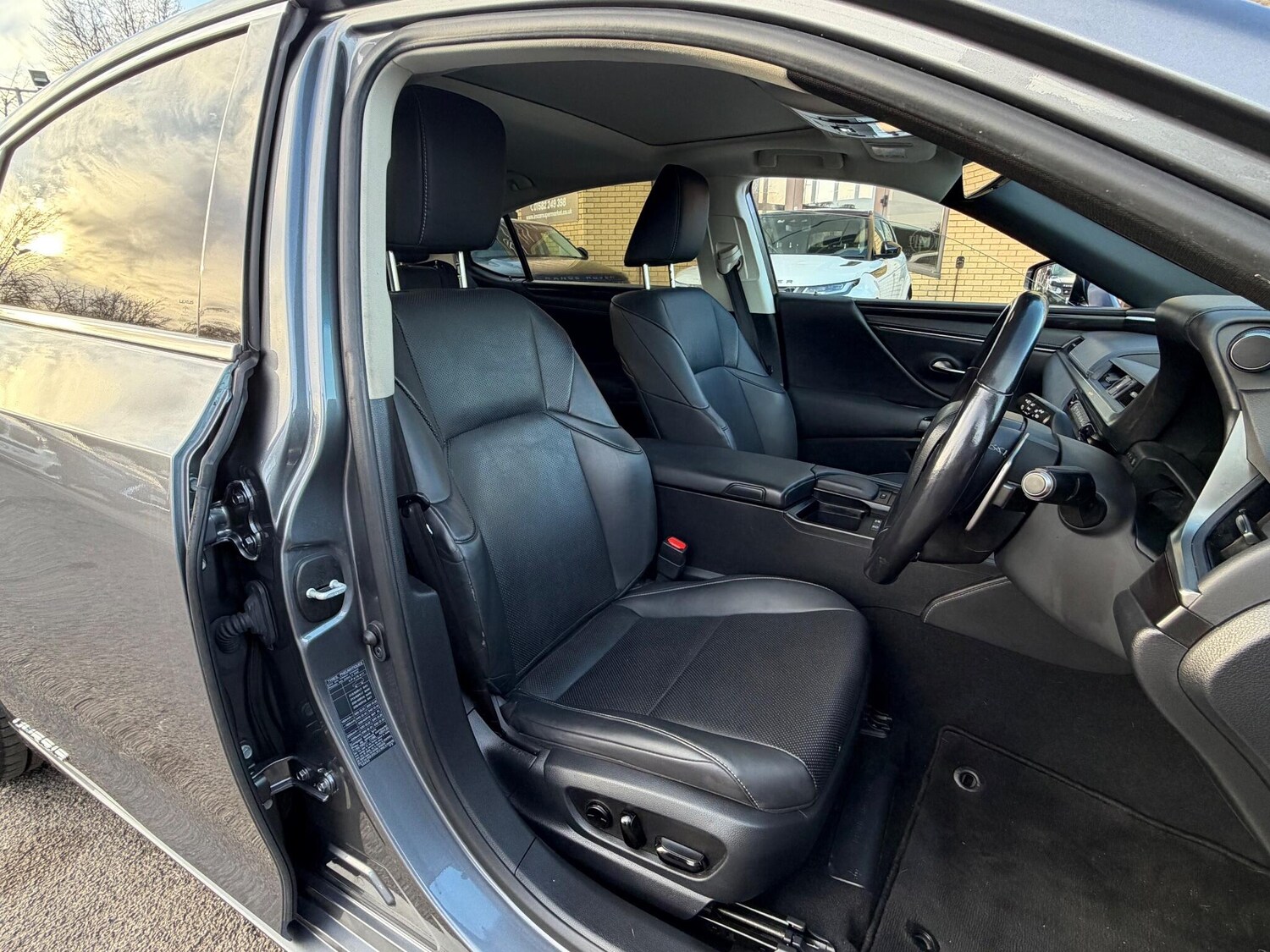 Used Lexus ES 2021 for sale - 76295267: Photo 25