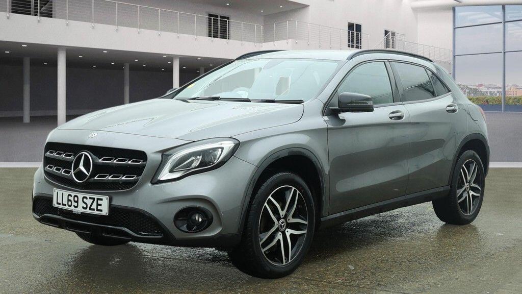 Used Mercedes-Benz GLA for sale - 77497345: Photo 2
