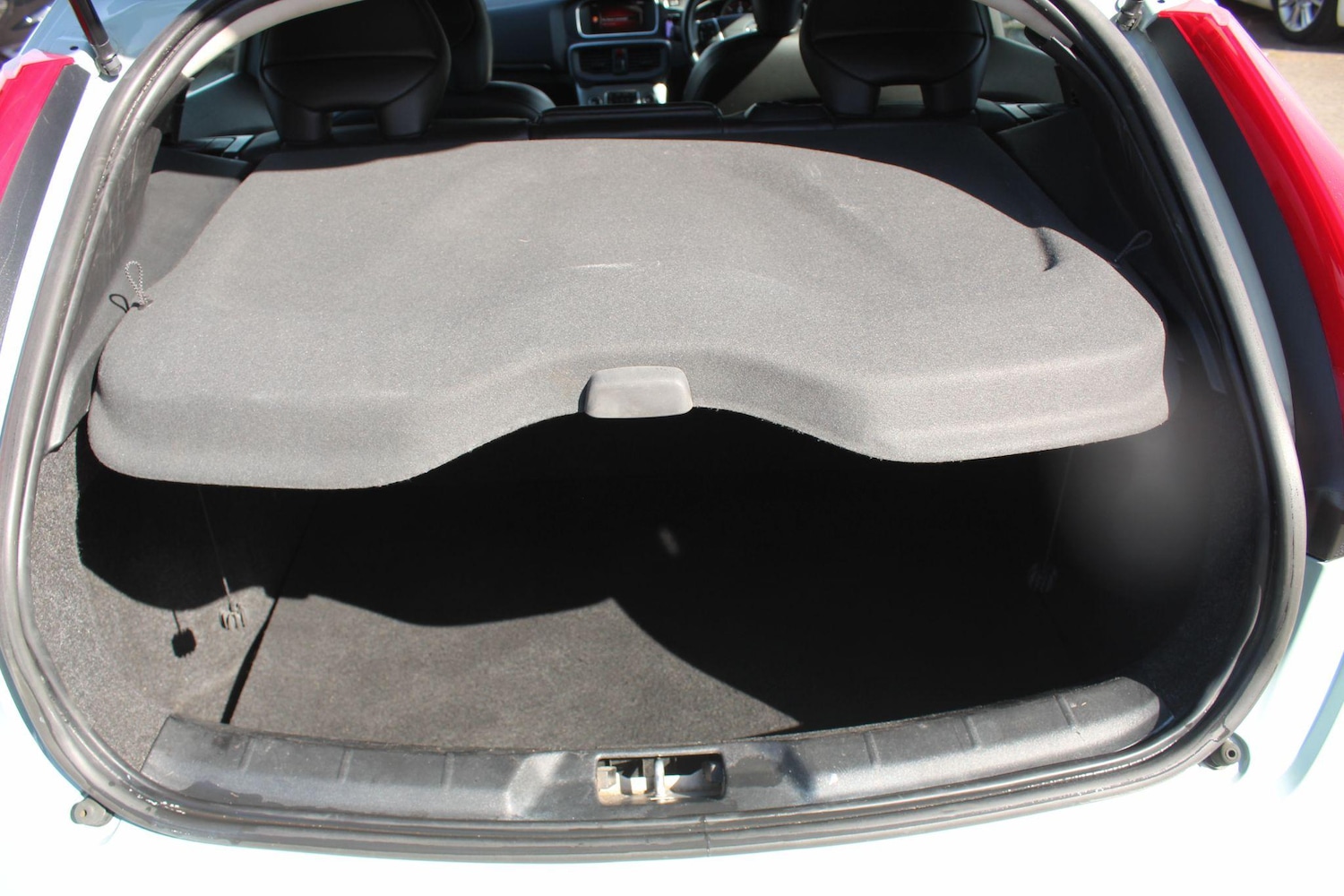 Used Volvo V40 2017 for sale - 77575361: Photo 12