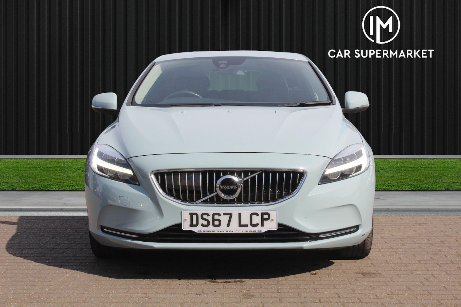 Used Volvo V40 2017 for sale - 77575361: Photo 2
