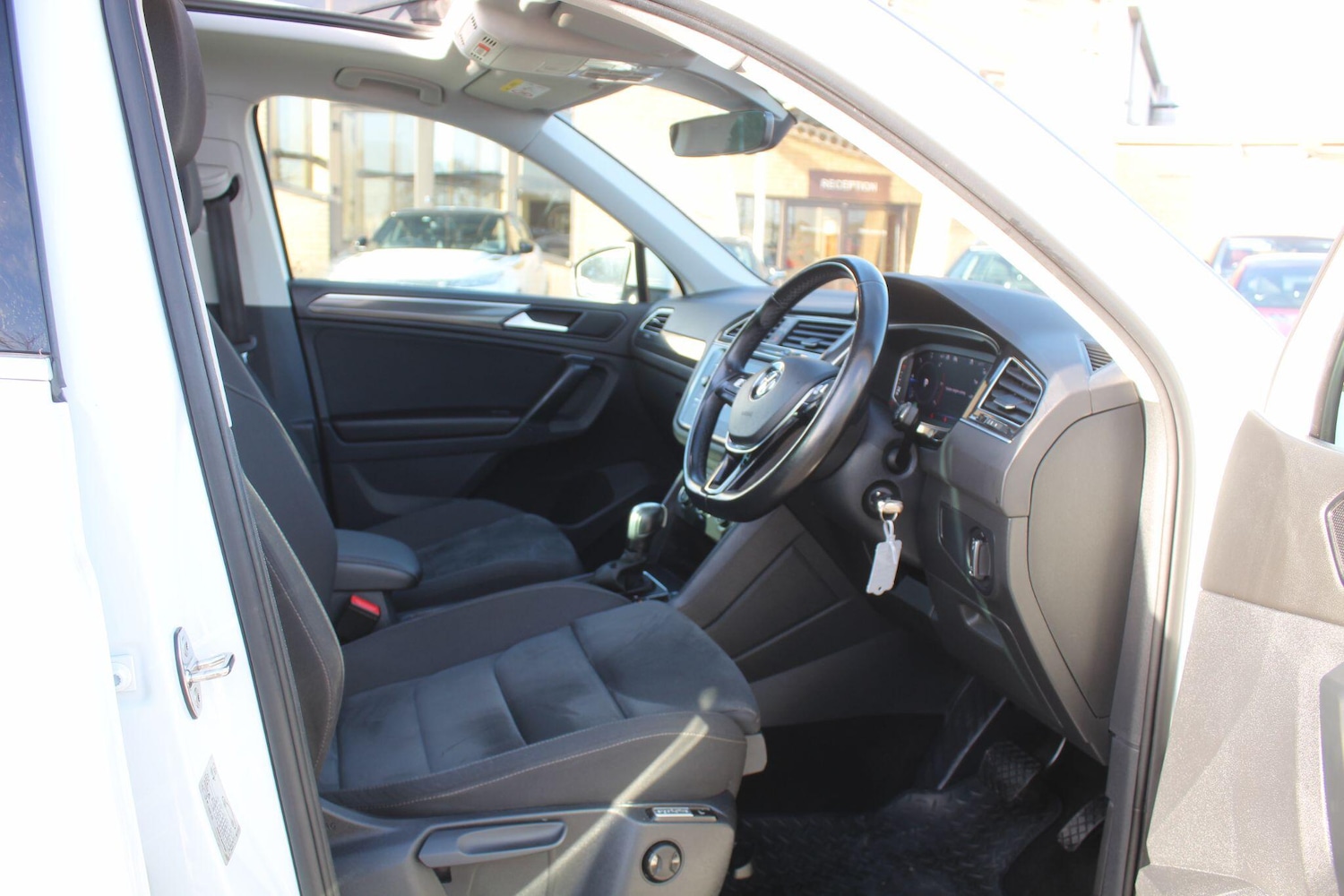 Used Volkswagen Tiguan 2020 for sale - 77396169: Photo 31