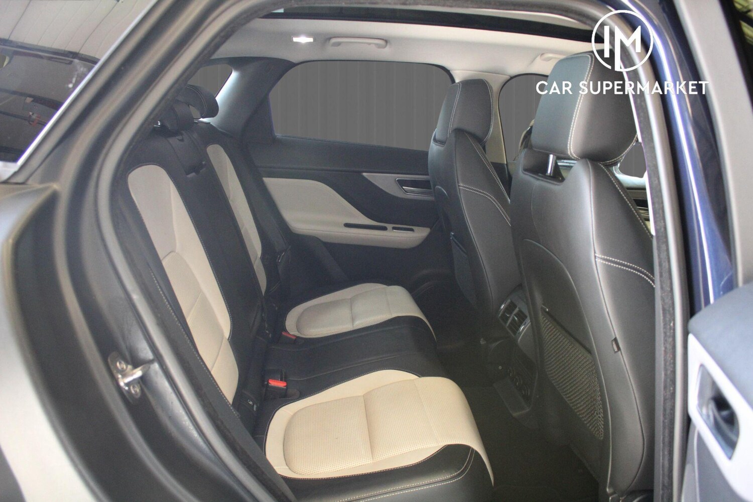 Used Jaguar F-Pace 2017 for sale - 76109053: Photo 14