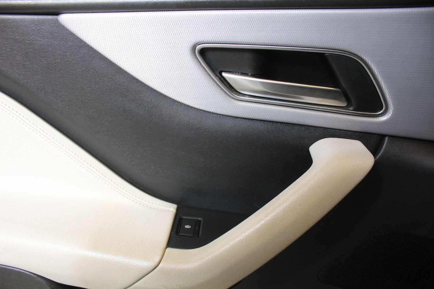 Used Jaguar F-Pace 2017 for sale - 76109053: Photo 19