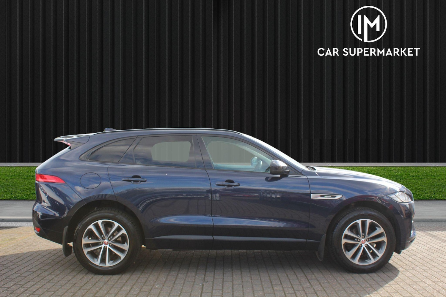 Used Jaguar F-Pace 2017 for sale - 76109053: Photo 7
