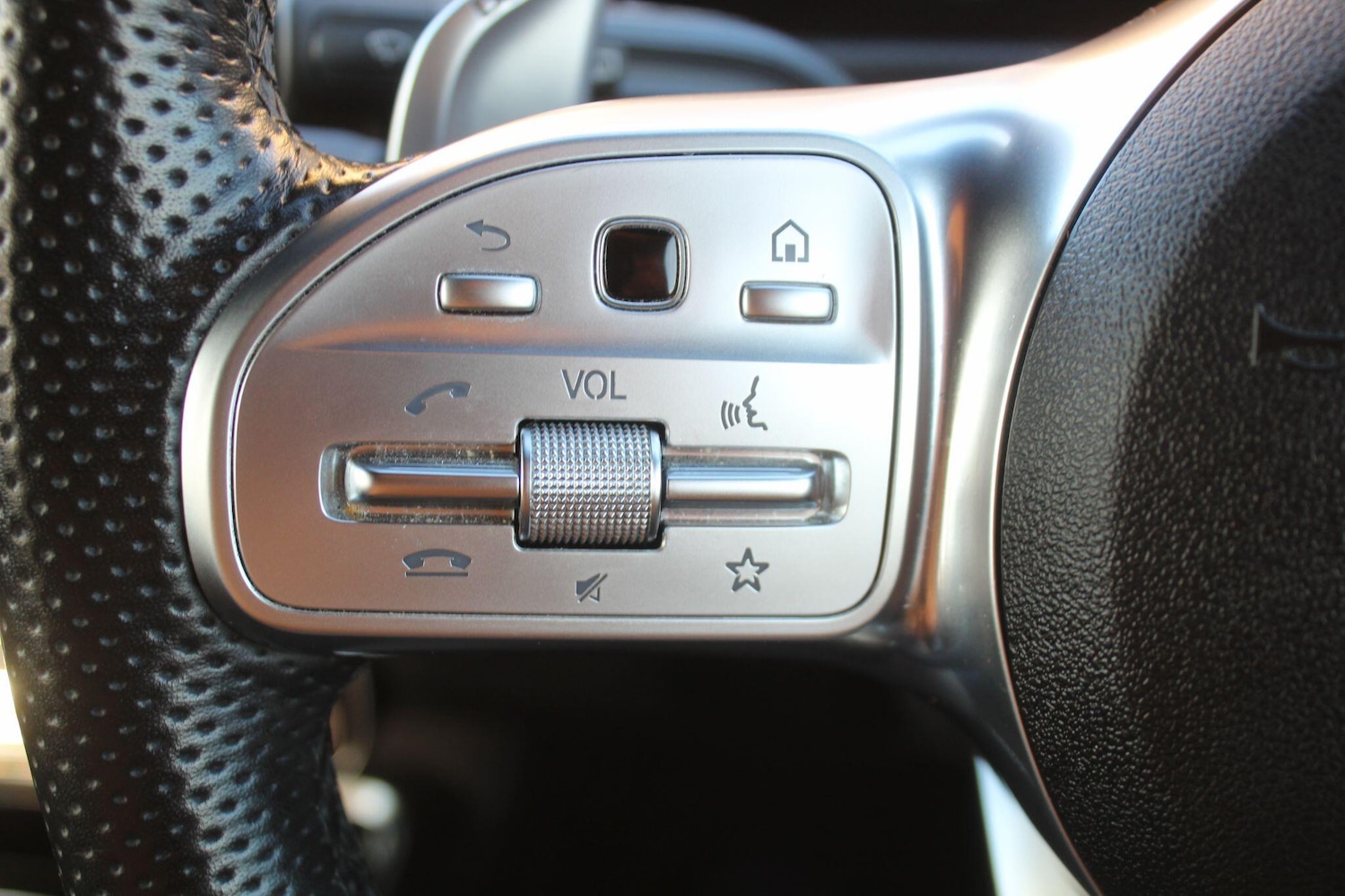 Used Mercedes-Benz A-Class 2019 for sale - 76849739: Photo 35