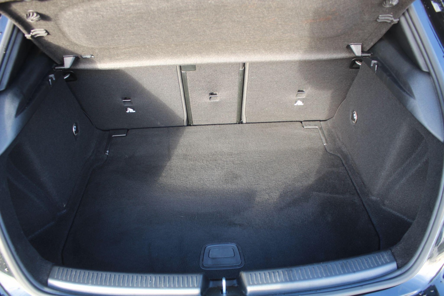 Used Mercedes-Benz A-Class 2019 for sale - 76849739: Photo 44