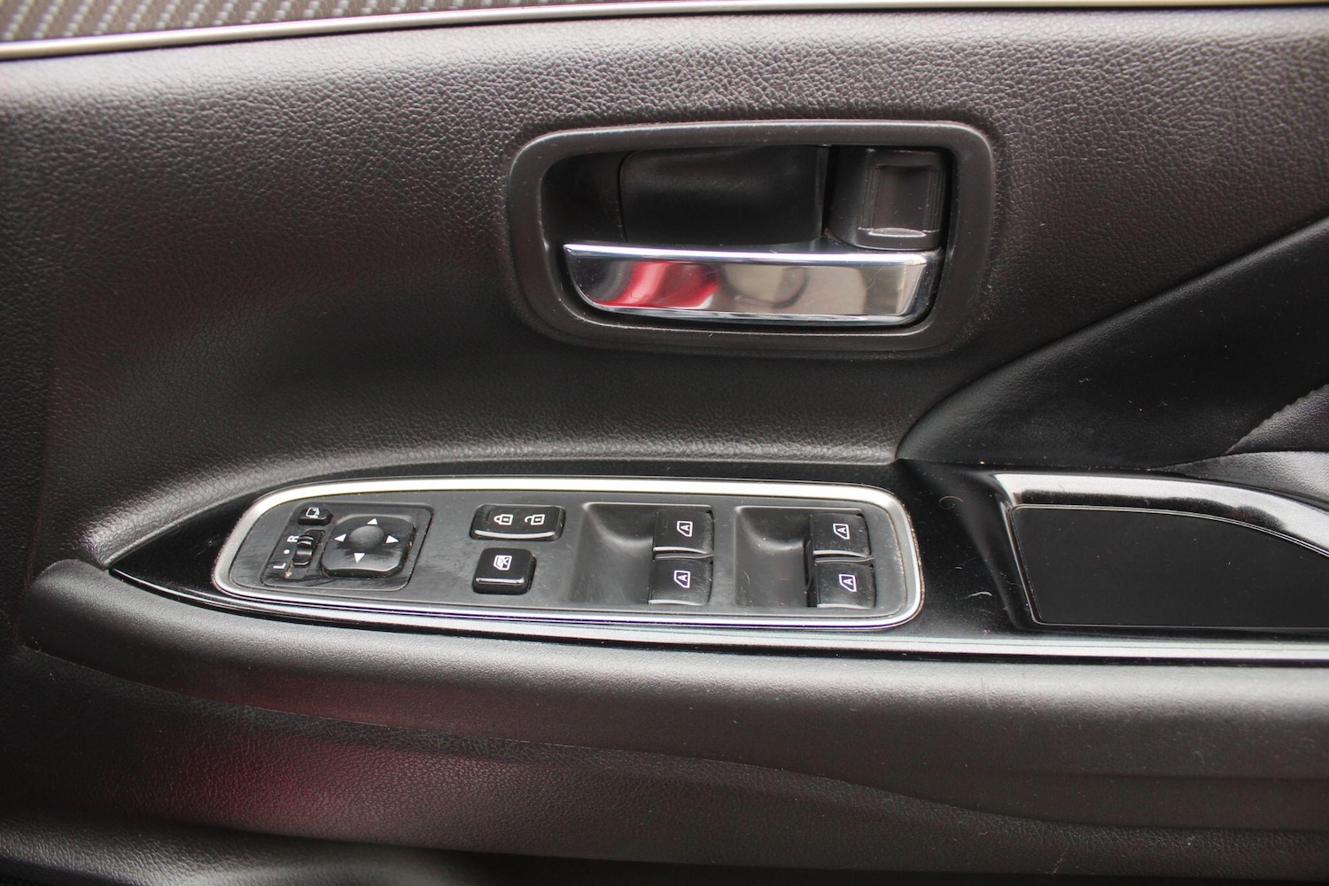 Used Mitsubishi Outlander 2021 for sale - 77426201: Photo 24