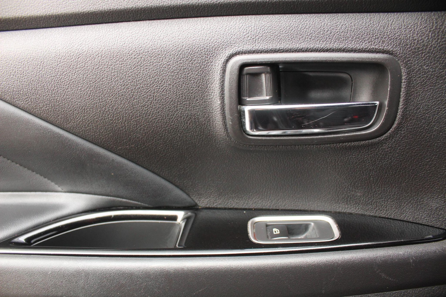 Used Mitsubishi Outlander 2019 for sale - 76645493: Photo 36