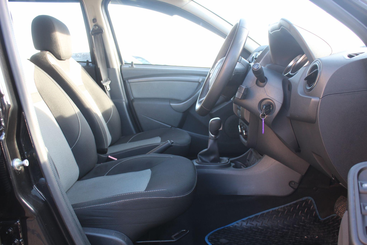 Used Dacia Duster 2017 for sale - 77359233: Photo 24