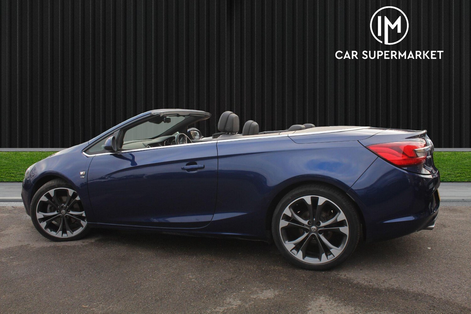 Used Vauxhall Cascada 2014 for sale - 77573832: Photo 16