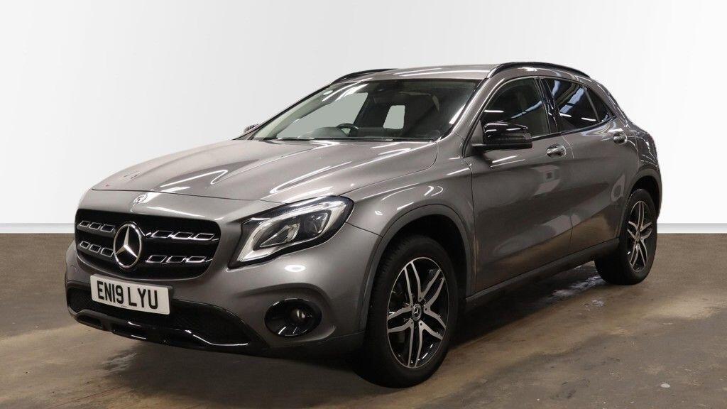 Used Mercedes-Benz GLA for sale - 77268138: Photo 2