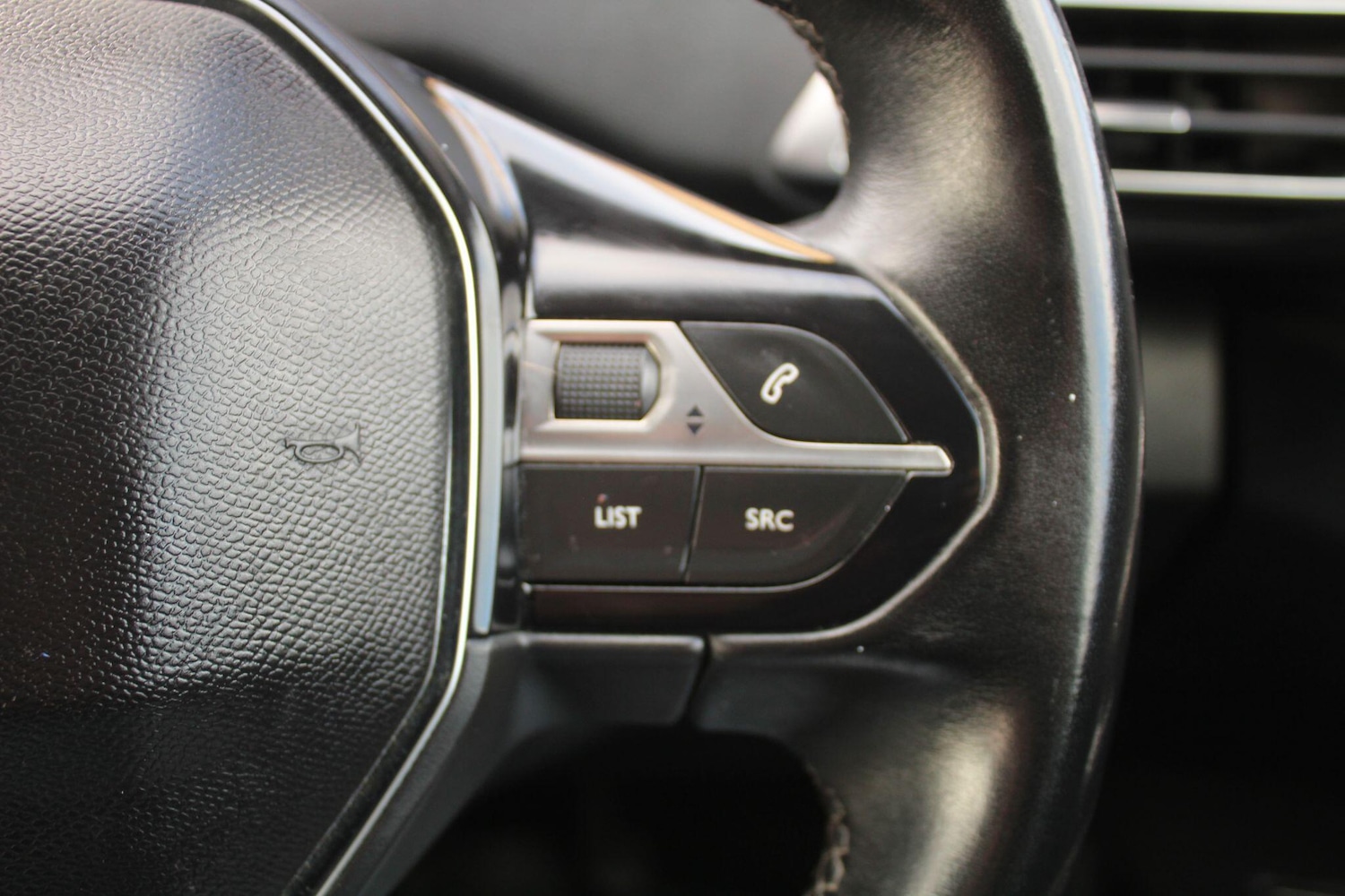 Used Peugeot 3008 for sale - 76997099: Photo 32