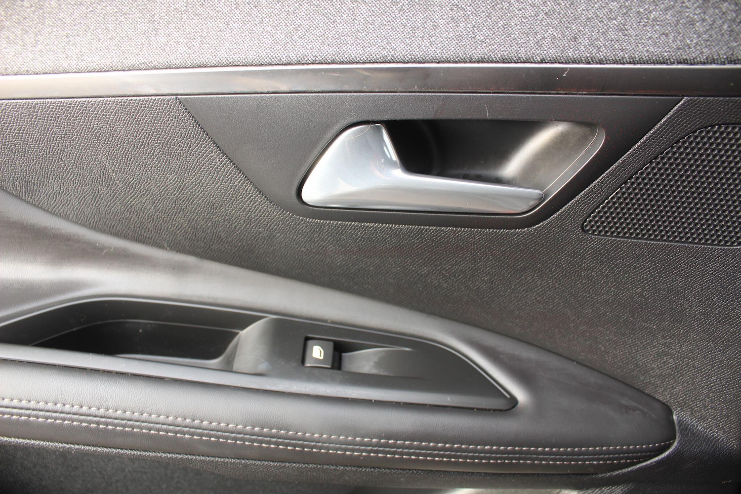 Used Peugeot 3008 for sale - 76997099: Photo 37