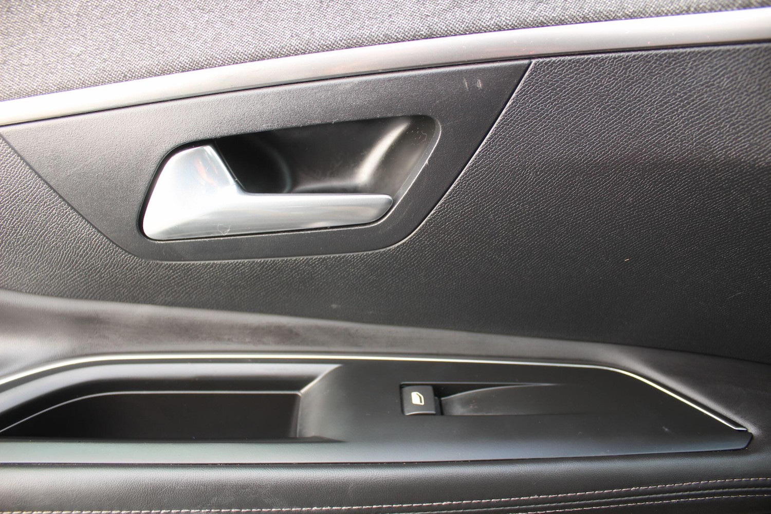 Used Peugeot 3008 for sale - 76997099: Photo 38