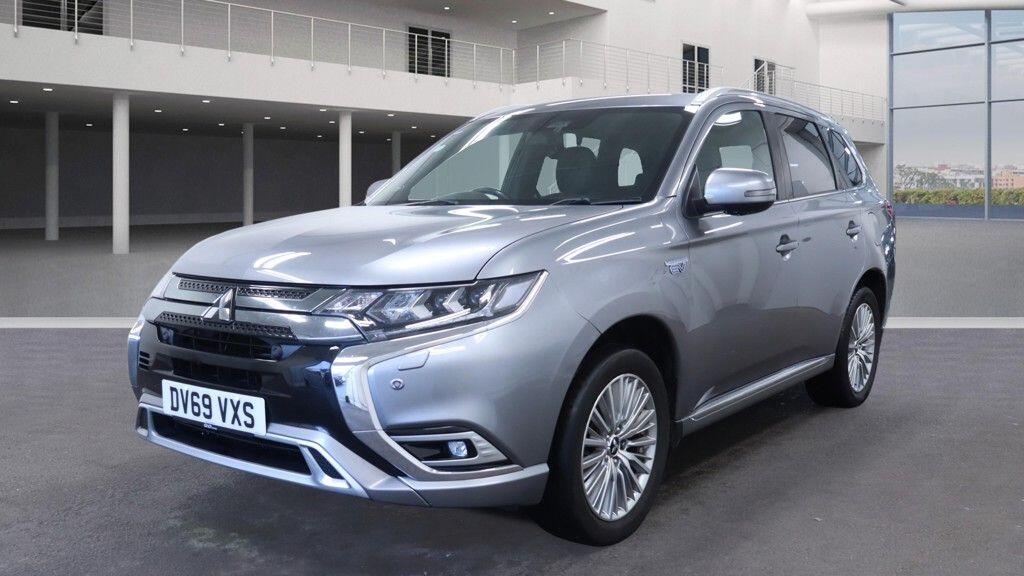 Used Mitsubishi Outlander 2019 for sale - 77174440: Photo 2