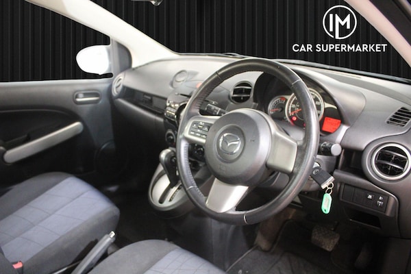Used Mazda Mazda2 2011 for sale - 76214270: Photo 14