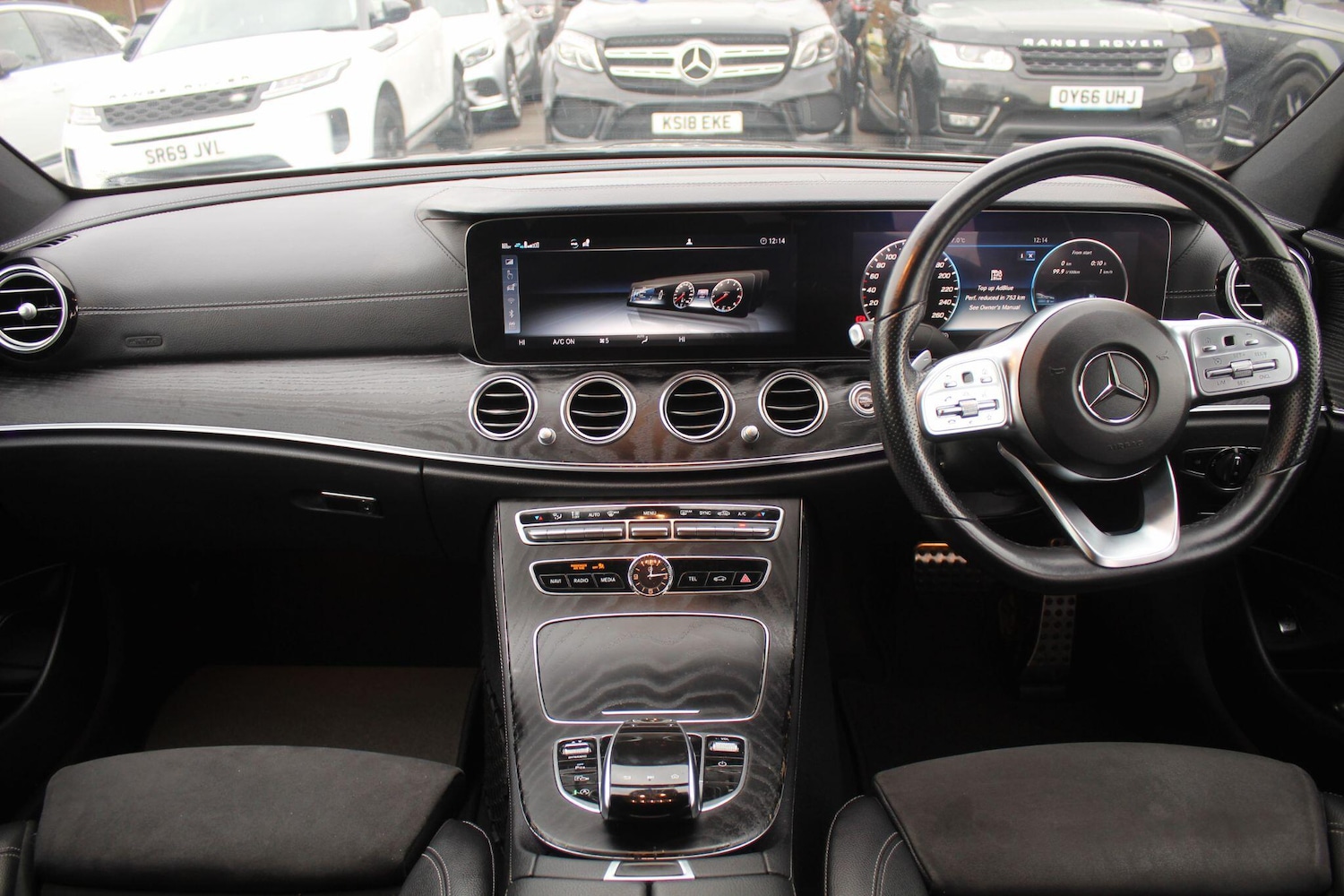 Used Mercedes-Benz E Class 2019 for sale - 76765600: Photo 12
