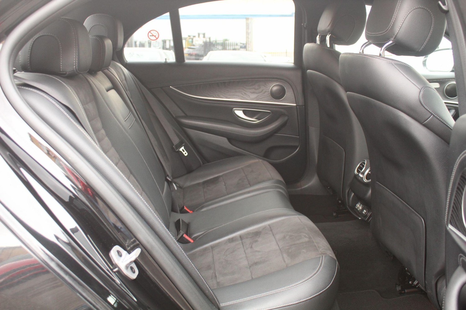 Used Mercedes-Benz E Class 2019 for sale - 76765600: Photo 15